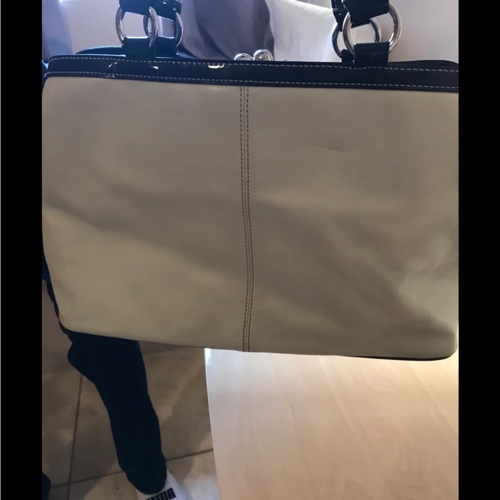 Coach handbag - Picture 2 of 5